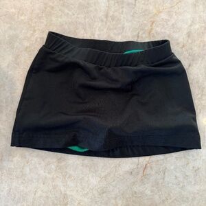 Varsity Spirit Black Cheer Skirt with Green Shorts - Size YS (Youth Small)